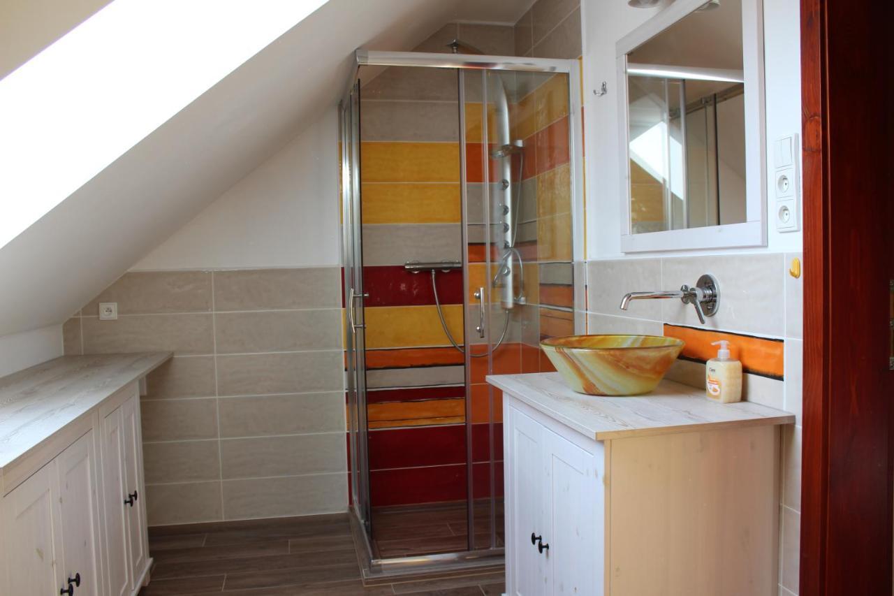 Ferienwohnung Dreveny Andel Lodherov Exterior foto