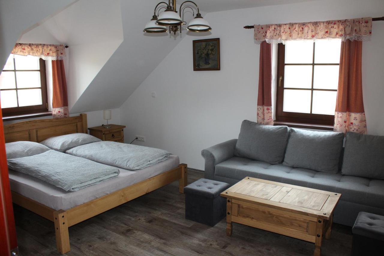 Ferienwohnung Dreveny Andel Lodherov Exterior foto